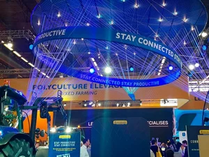 Международная профессиональная выставка машиностроения для сельского хозяйства и животноводства SIMA в Париже